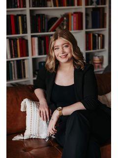 Alexis Curtis profile photo