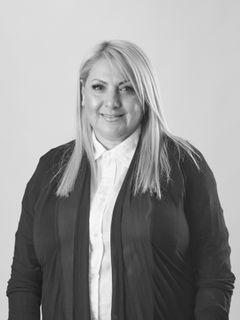  Rina Shmoel of MK Realty Dream Team Photo