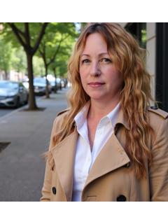  Jennifer Harvey Photo