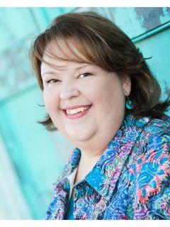  Angie Moore of The Power of 4 Team Photo