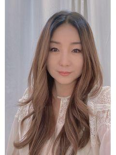  Audrey Jung Photo