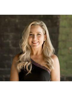  Samantha Louck Photo