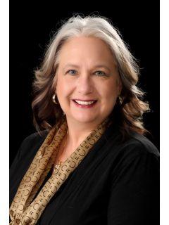  Tracy Dachs Photo