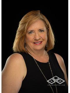 Becky Wycoff profile photo