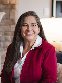  Judi Agostinelli Photo