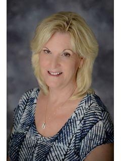  Evelyn Surrency Photo