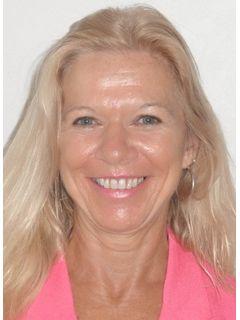  Paula McCarthy Photo