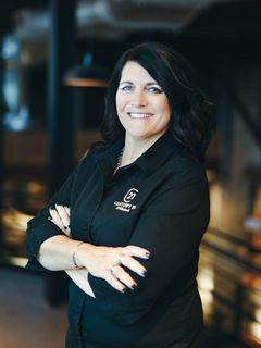  Karla Clark of The Rose Team Photo