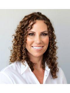  Shana Wilcox Photo