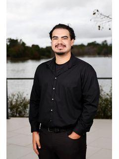  Dylan Birdsell of Bizzy Real Estate Group Photo