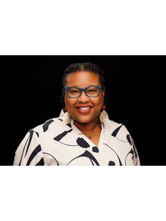  Gloria Hudson Photo