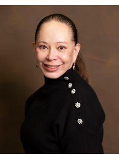  Cecilia Davila Photo