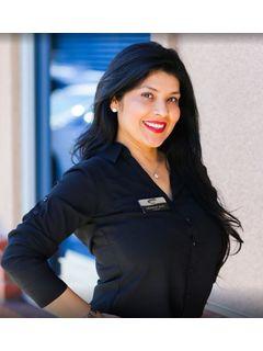  Cindy Fernandez Photo