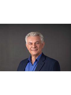  Joseph Zubrzycki Photo
