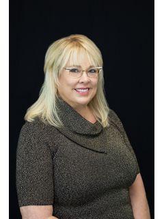  Cyndie Chandler of The Katie Hein Team Photo