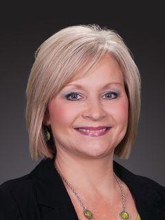  Karyn Norton of Harmony Homes Team Photo