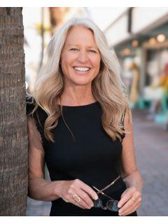  Barbara Schluraff of Ocean to River Properties Photo