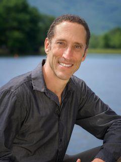  Aaron Palmer Photo