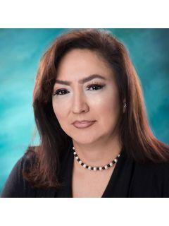  Araceli Mercado of The Araceli Mercado Team Photo