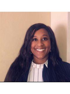  Chastity Lee of The Valley Collective Team Photo