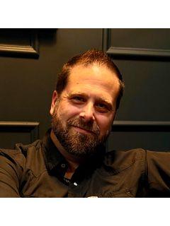  James Hulett Photo