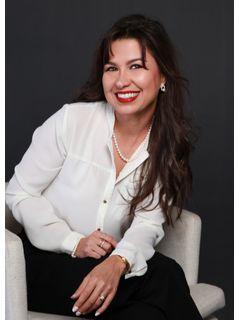  Maya Montoya Vasey Photo