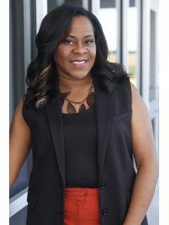  Latyra Williams Photo