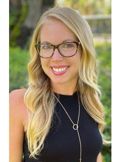 Courtney Burgett profile photo