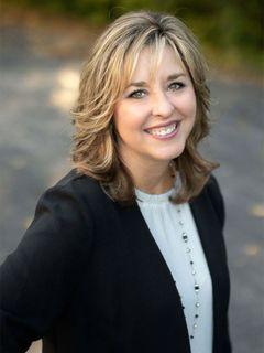  Trisha Rose of The Rose Team Photo