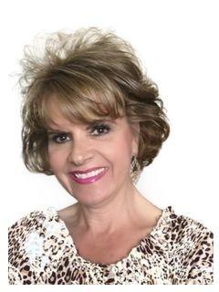  Lisa Hodge Photo