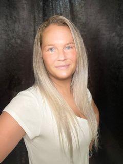  Ashley McCaslin Photo