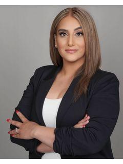  Sarinjit Nahal Photo