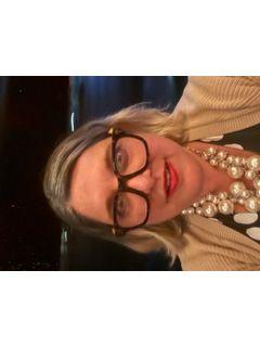 Emese Burke profile photo