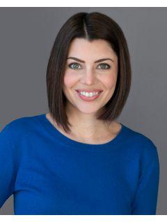  Nicole Valentine Photo