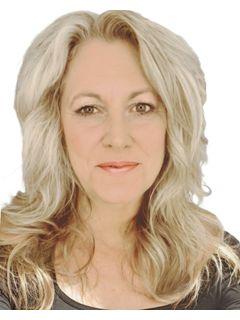  Lora Mahnke Photo
