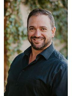  Emmett Jacobi of The Jacobi Team Photo