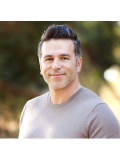  Jessie Espinosa Photo