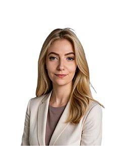  Kiki Pusczynski of Lisa Cozzi Team Photo