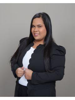  Katherine De La Rosa Photo