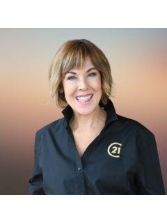  Stephanie Truitt Photo