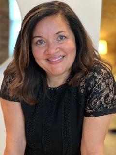  Valerie Carson Photo