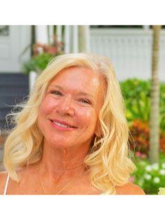  Paula McCarthy Photo