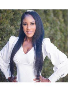  Kerry-Ann Lawson Photo