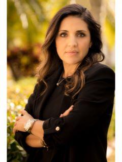  Veronica Ahued Photo