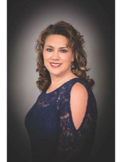  Kimberly Martin Photo