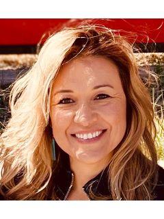  Lynette Holguin Photo