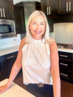 Nikki Barnett profile photo