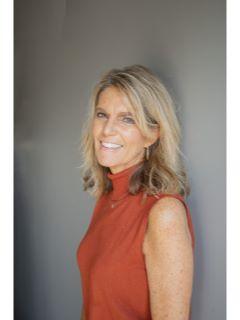  Shannon Simpson Photo