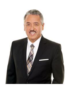  Ismael Betancourt Sr of Betancourt Real Estate Team Photo