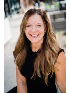  Katrina Nichols Photo